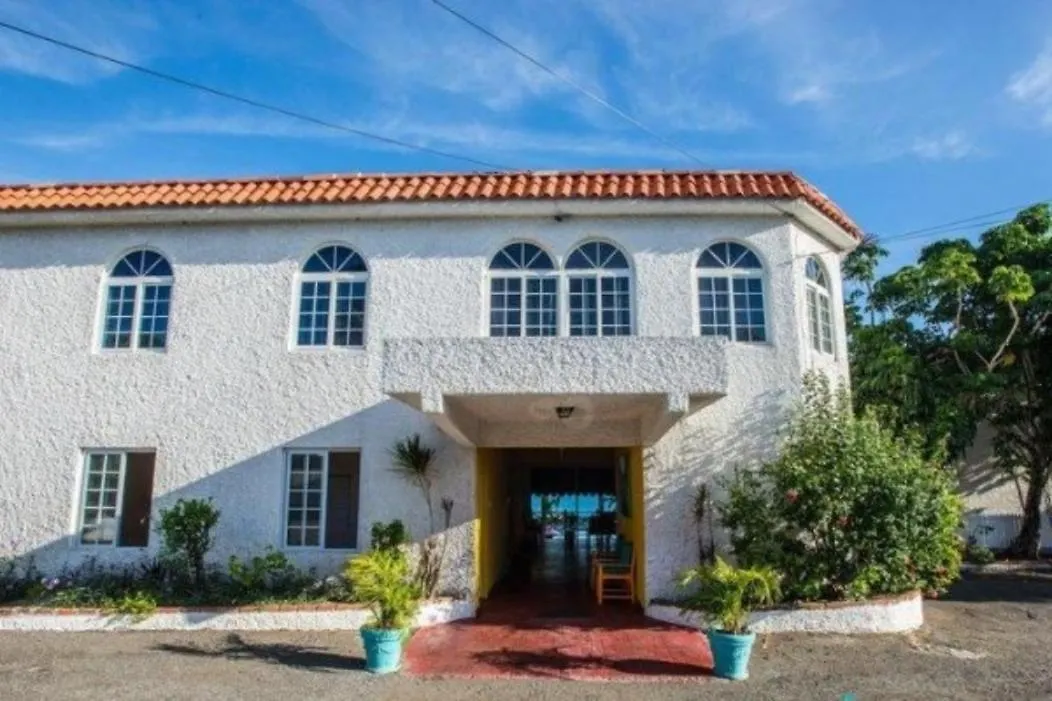 Chrisanns Hidden Cove 2 Bedroom Saint Maryʼs Jamaica